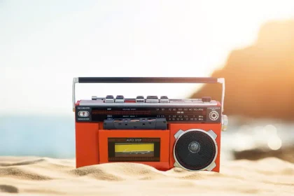 Sunlight radio